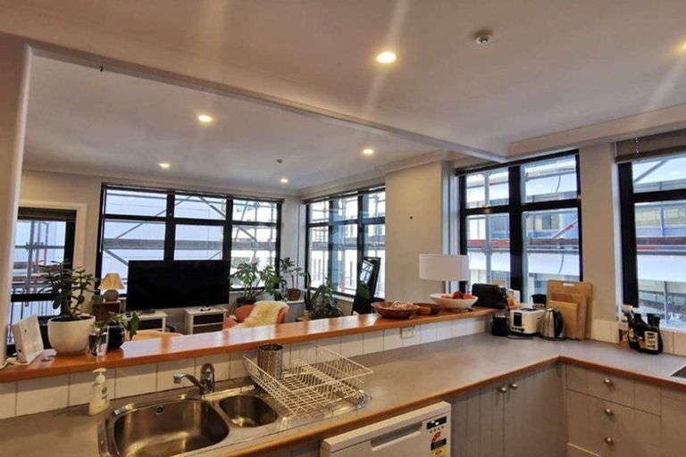 Photo of property in Kelvin House, 7g/16 The Terrace, Wellington Central, Wellington, 6011