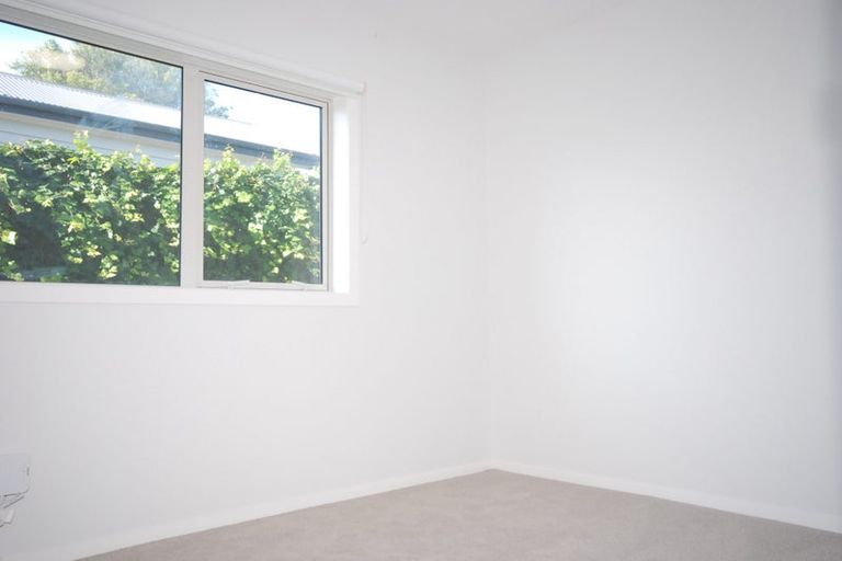 Photo of property in 1/163 Onewa Road, Birkenhead, Auckland, 0626