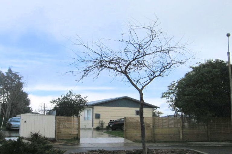 Photo of property in 8/2 Tarbet Place, Flaxmere, Hastings, 4120