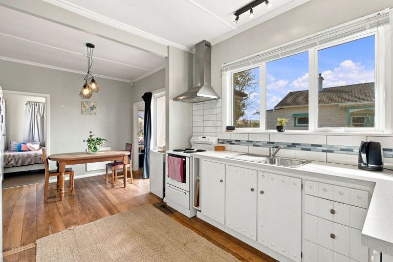 Photo of property in 12 Tanguru Street, Whanganui East, Whanganui, 4500