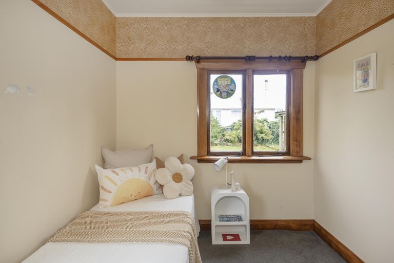 Photo of property in 24 Lune Street, South Hill, Oamaru, 9400