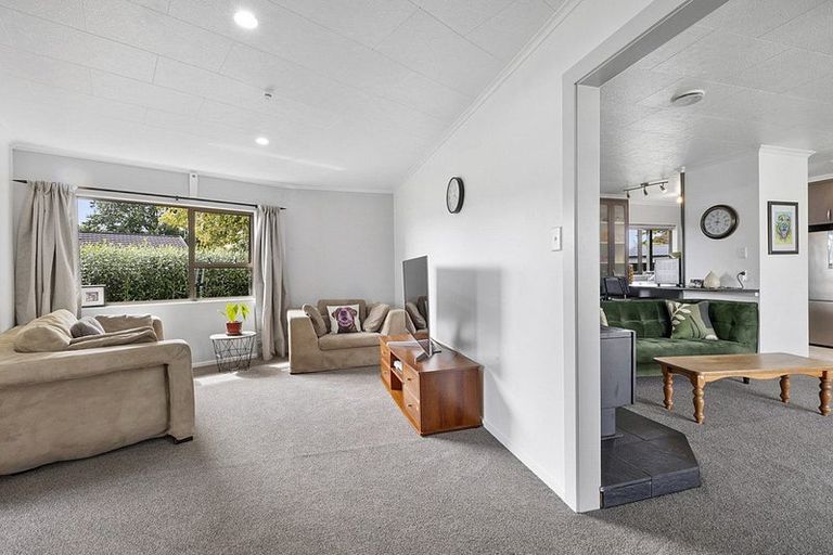 Photo of property in 83b Princess Street, Waitara, 4320