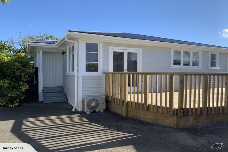 Photo of property in 1/130 Parkhurst Road, Parakai, 0830