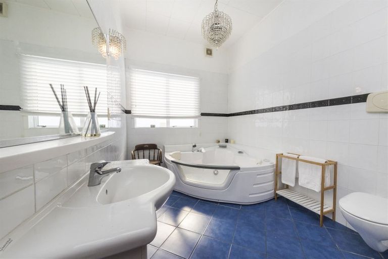 Photo of property in 19 Monckton Street, Feilding, 4702