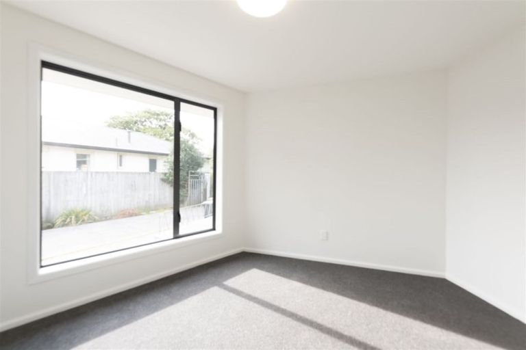 Photo of property in 6 Gladson Avenue, Sockburn, Christchurch, 8042