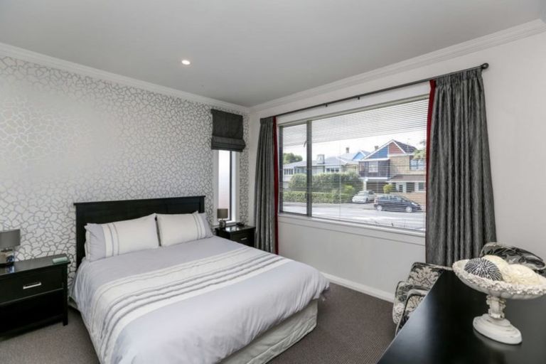 Photo of property in 401 Devon Street East, Strandon, New Plymouth, 4312