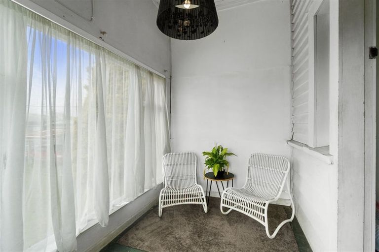 Photo of property in 97 Hakanoa Street, Huntly, 3700