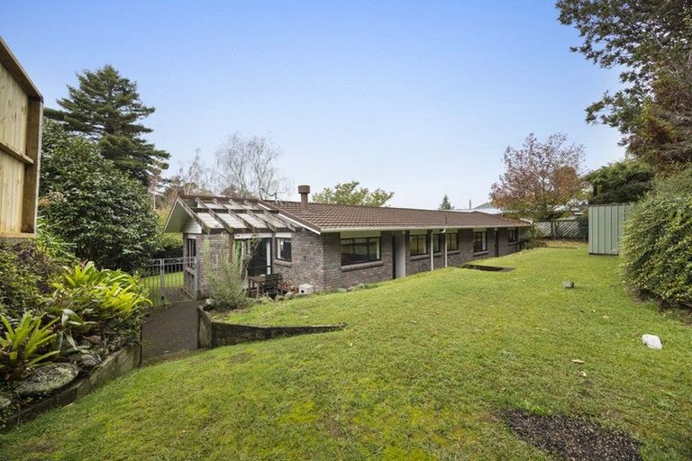 Photo of property in 13 Pentland Place, Highlands Park, New Plymouth, 4312