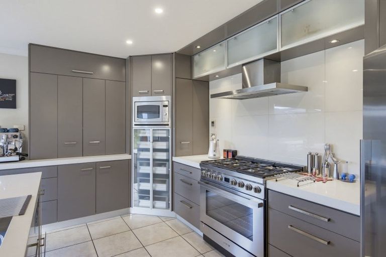 Photo of property in 8 Rae Lane, Paraparaumu Beach, Paraparaumu, 5032