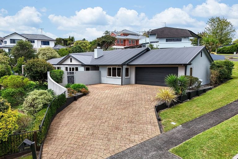 Photo of property in 37 Greenfield Drive, Western Heights, Hamilton, 3200