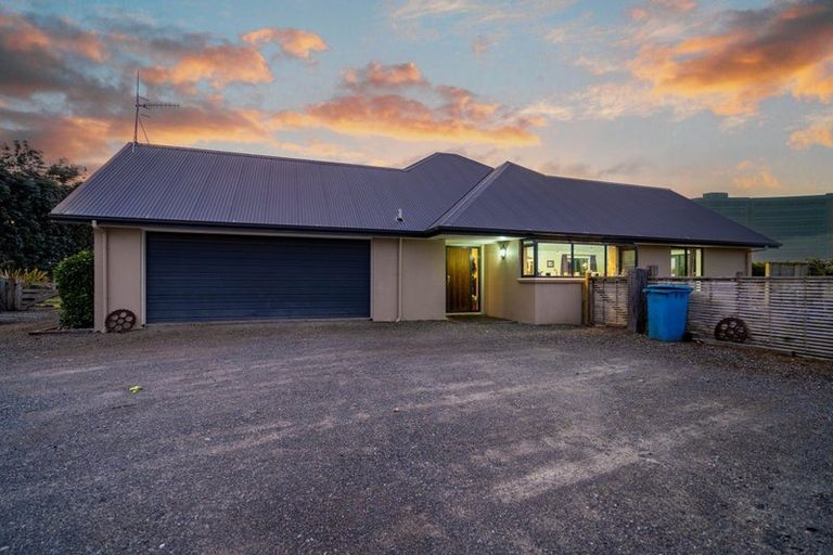 Photo of property in 121 Mason Road, Seaward Bush, Invercargill, 9871
