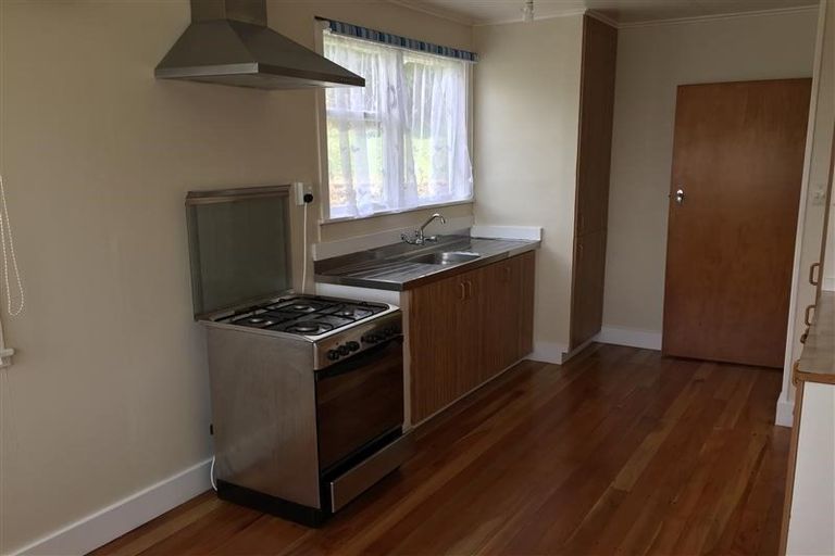 Photo of property in 7 Granby Place, Westown, New Plymouth, 4310