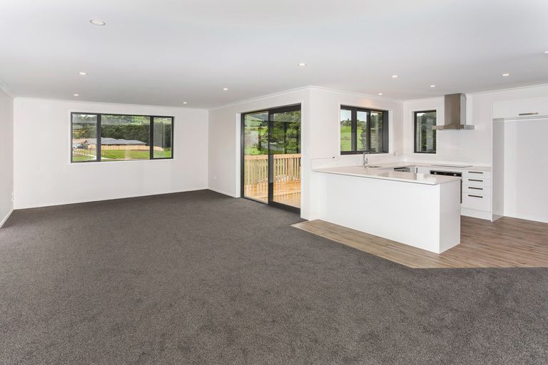 Photo of property in 5 Springburn Place, Pokeno, 2402