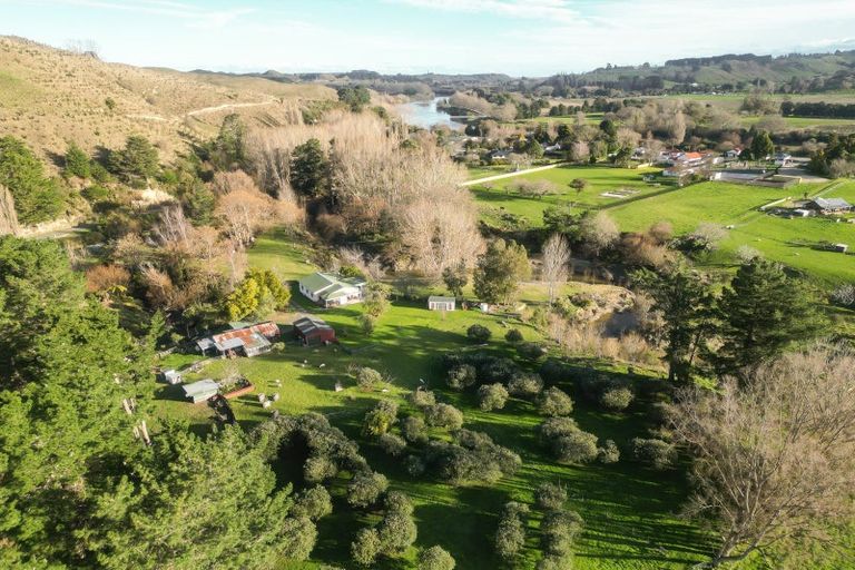 Photo of property in 57 Makirikiri Valley Road, Upokongaro, Whanganui, 4575