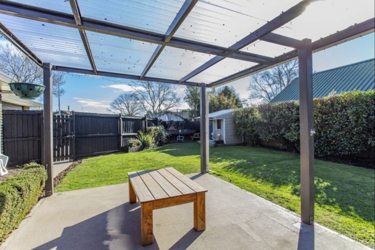 Photo of property in 30 Connemara Drive, Northwood, Christchurch, 8051