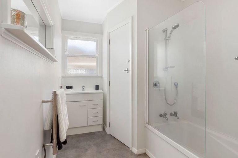 Photo of property in 11 Ruthven Road, Wainuiomata, Lower Hutt, 5014