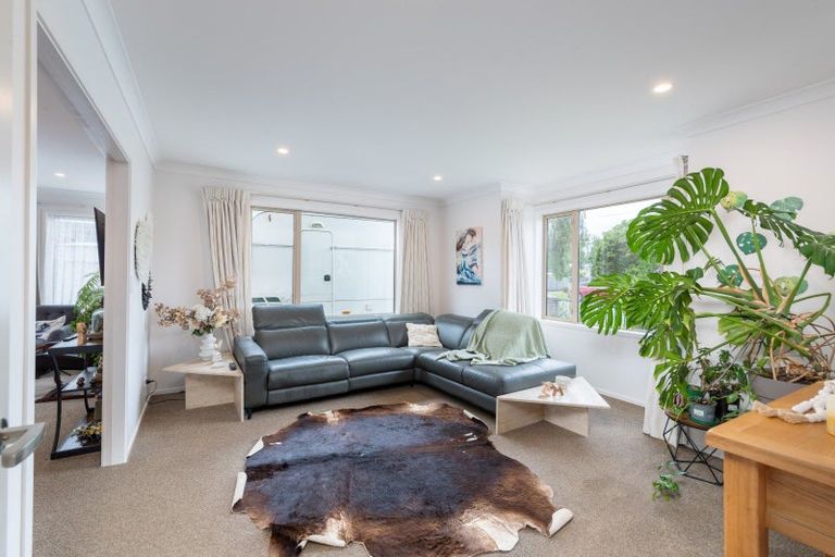 Photo of property in 1 Stephen Street, Trentham, Upper Hutt, 5018