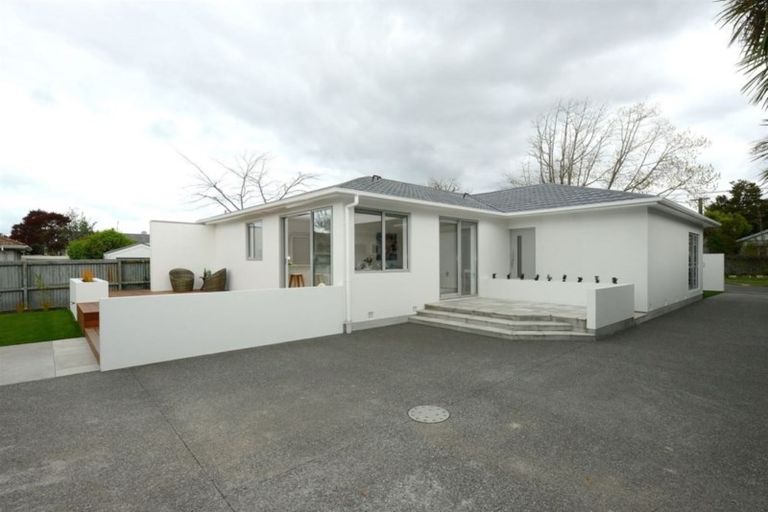Photo of property in 12 Scotston Avenue, St Albans, Christchurch, 8052