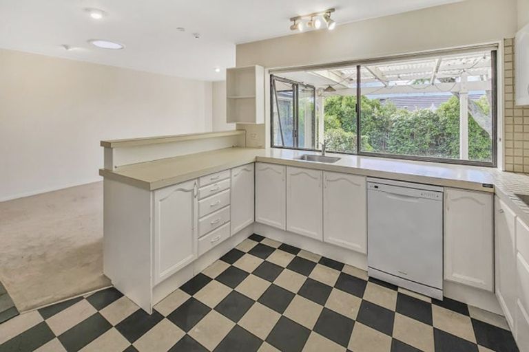 Photo of property in 62 Iona Road, Havelock North, 4130