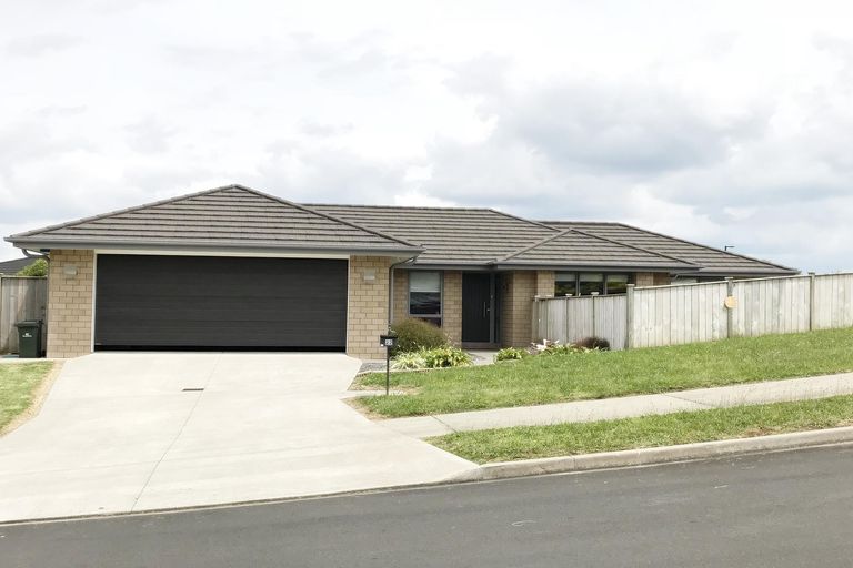 Photo of property in 22 Kilbryde Crescent, Pokeno, 2402