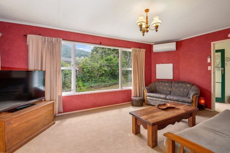 Photo of property in 10 Turquoise Place, Pukehangi, Rotorua, 3015