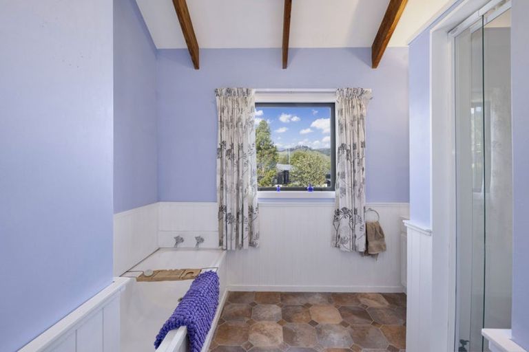 Photo of property in 225 Waitohu Valley Road, Otaki, 5583