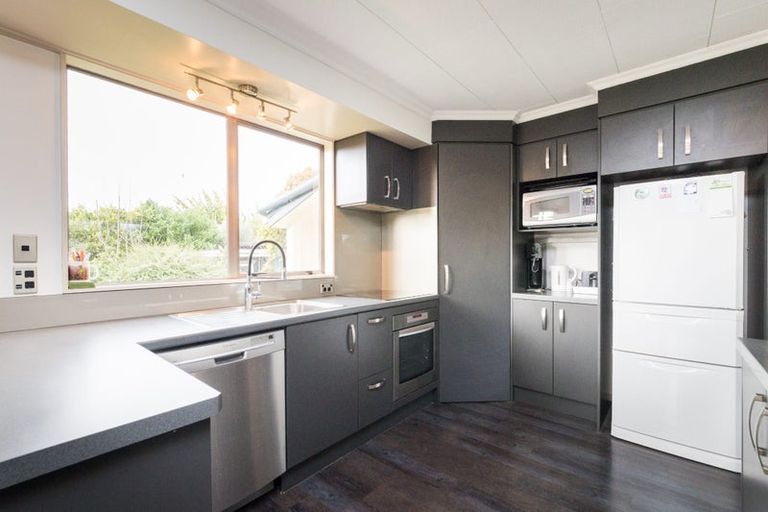 Photo of property in 24 Gorton Street, Bulls, 4818