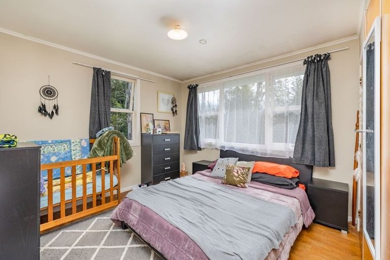 Photo of property in 14 Whiteman Road, Kawakawa, 0210