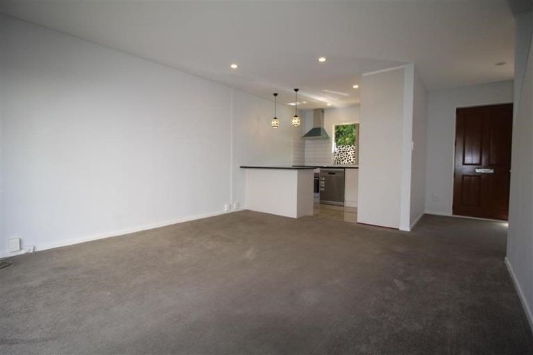 Photo of property in Emery Gardens, 7/4 Ambrico Place, New Lynn, Auckland, 0600