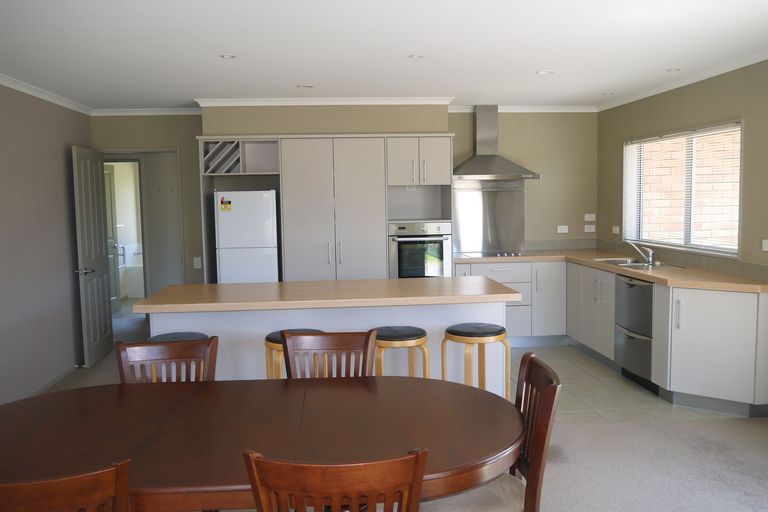 Photo of property in 41 Pukeko Way, Kinloch, Taupo, 3377
