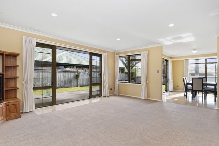 Photo of property in 14 Pembroke Drive, Bethlehem, Tauranga, 3110