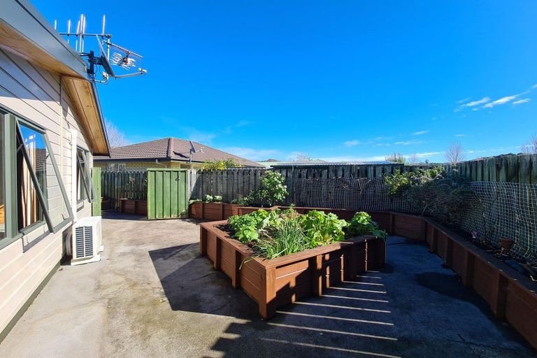 Photo of property in 16 Allman Drive, Coromandel, 3506