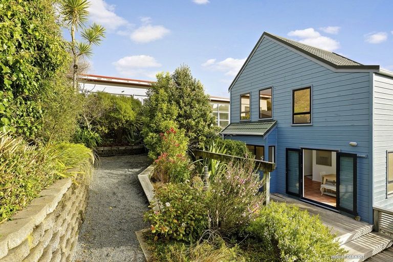 Photo of property in 111a Mitchell Street, Brooklyn, Wellington, 6021