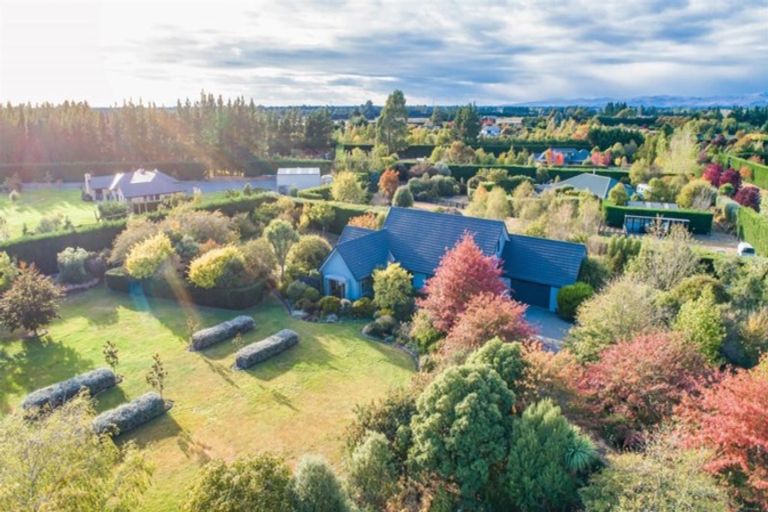 Photo of property in 15 Winter Road, Swannanoa, Rangiora, 7475