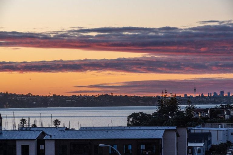 Photo of property in 48 Eighth View Avenue, Beachlands, Auckland, 2018
