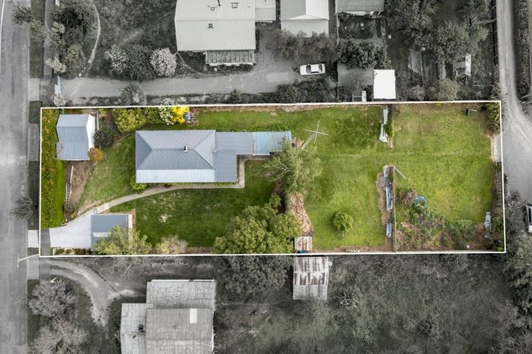 Photo of property in 1 Montrose Avenue, Culverden, 7392