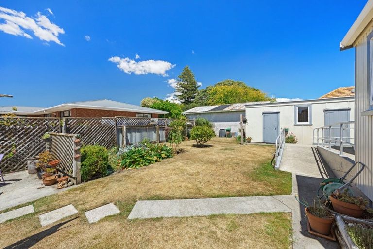 Photo of property in 11 Normanby Street, Fitzroy, New Plymouth, 4312