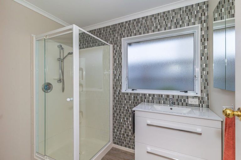 Photo of property in 25b Trafalgar Street, Levin, 5510