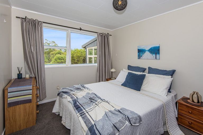 Photo of property in 57 View Road, Hikurangi, 0114