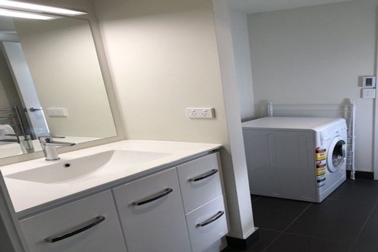 Photo of property in 3/193a Riccarton Road, Riccarton, Christchurch, 8041