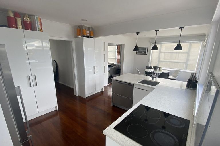 Photo of property in 4 Oriental Street, Petone, Lower Hutt, 5012