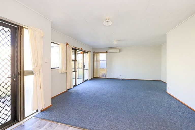 Photo of property in 810 Queen Street West, Saint Leonards, Hastings, 4120