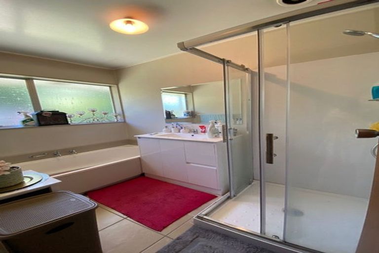 Photo of property in 2/35 Great South Road, Takanini, 2112