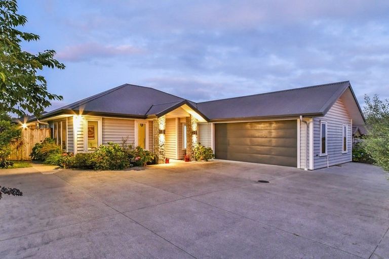 Photo of property in 126 Hillpark Drive, Pokeno, 2402