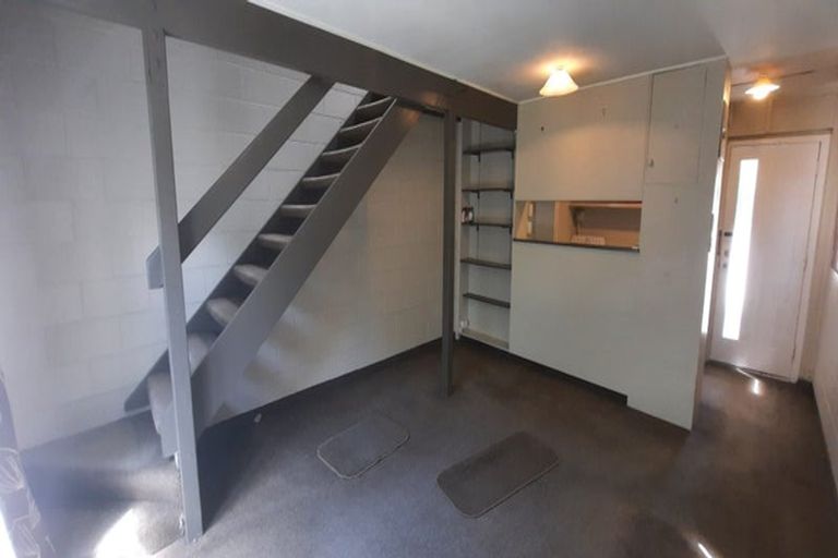 Photo of property in Paddington Apartments, 5/15 Mckinley Crescent, Brooklyn, Wellington, 6021