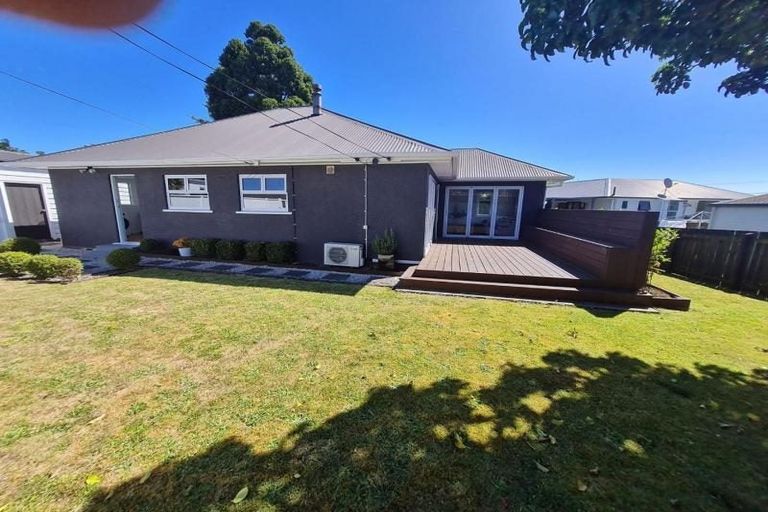 Photo of property in 8 Solway Terrace, Bell Block, New Plymouth, 4312