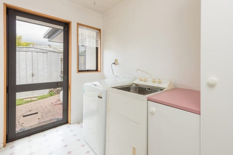 Photo of property in 15 Albizia Place, Richmond, 7020