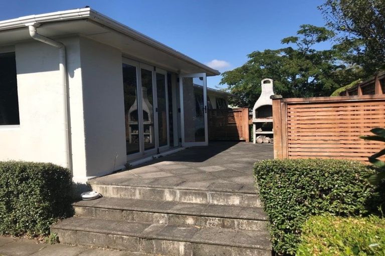 Photo of property in 85 Wallace Place, Westown, New Plymouth, 4310