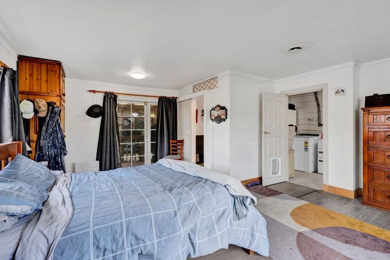 Photo of property in 231 Glover Road, Hawera, 4610