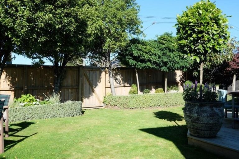 Photo of property in 83 Hawthorn Avenue, Mornington, Dunedin, 9011